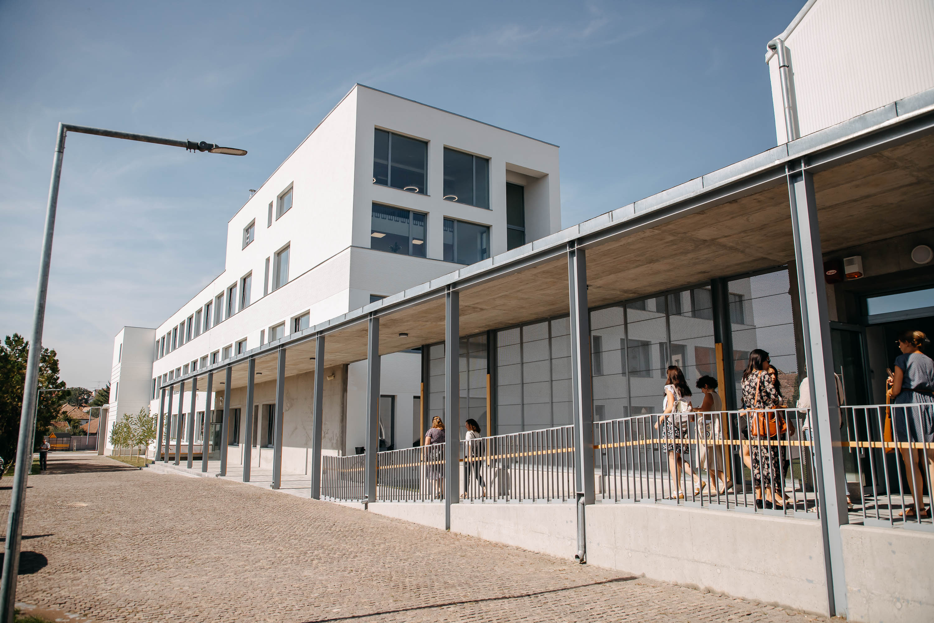 Educație specială la standarde europene: Școala Gimnazială Specială din Sfântu Gheorghe, complet modernizată